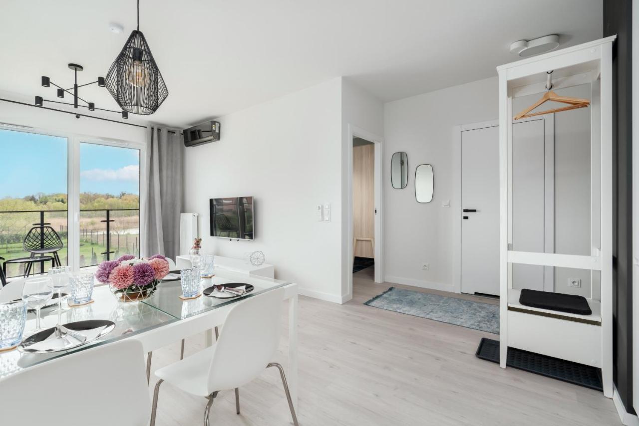 Stara Cegielnia Lake View Apartment By Renters Prestige Poznań Buitenkant foto