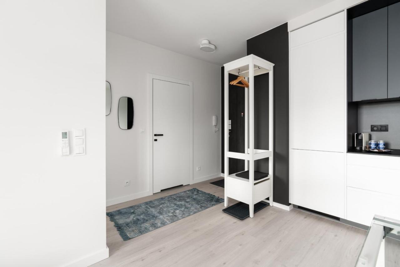 Stara Cegielnia Lake View Apartment By Renters Prestige Poznań Buitenkant foto