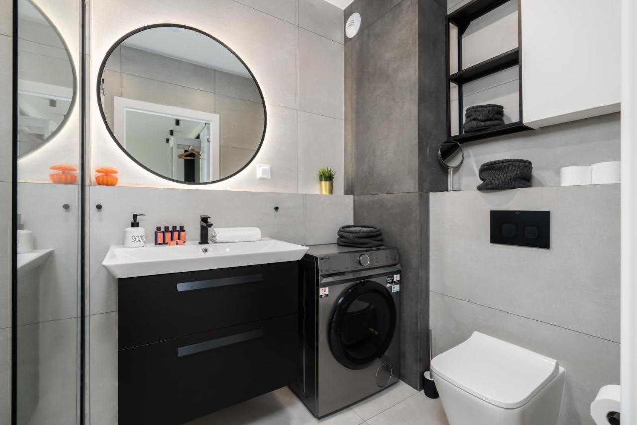Stara Cegielnia Lake View Apartment By Renters Prestige Poznań Buitenkant foto
